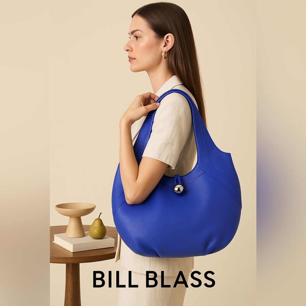 Bill Blass Blue Leather Hobo Bag 
***pristine-condition*** - Picture 3 of 9